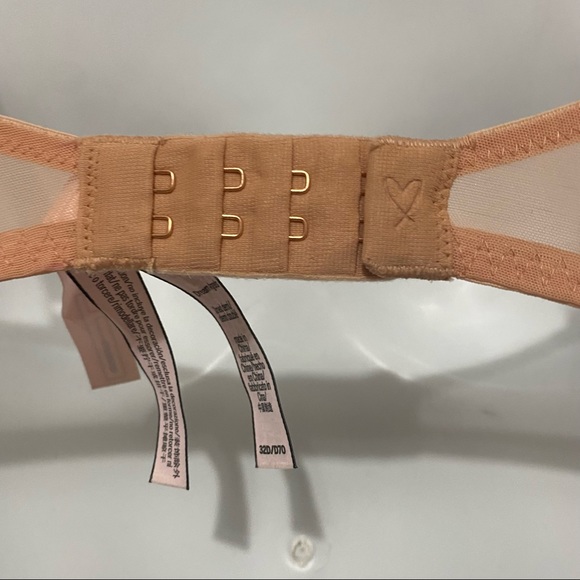 Victoria Secret Dream Angels Lined Demi Lace Beige Bra Size 32D - Picture 9 of 11